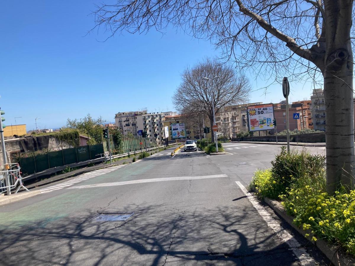 Lavica Di Mezzo Apartments Katanya Dış mekan fotoğraf