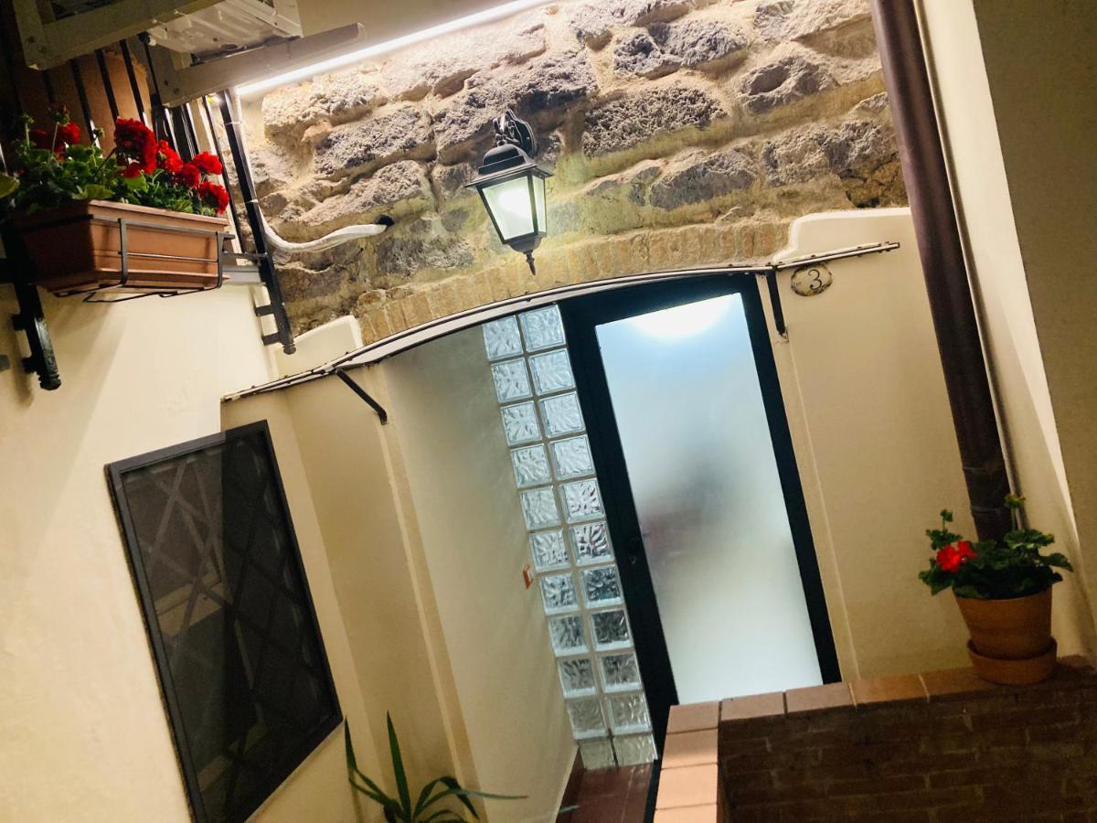 Lavica Di Mezzo Apartments Katanya Dış mekan fotoğraf