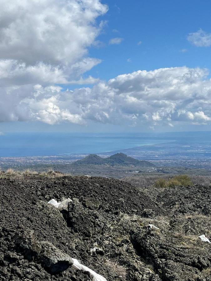 Lavica Di Mezzo Apartments Katanya Dış mekan fotoğraf